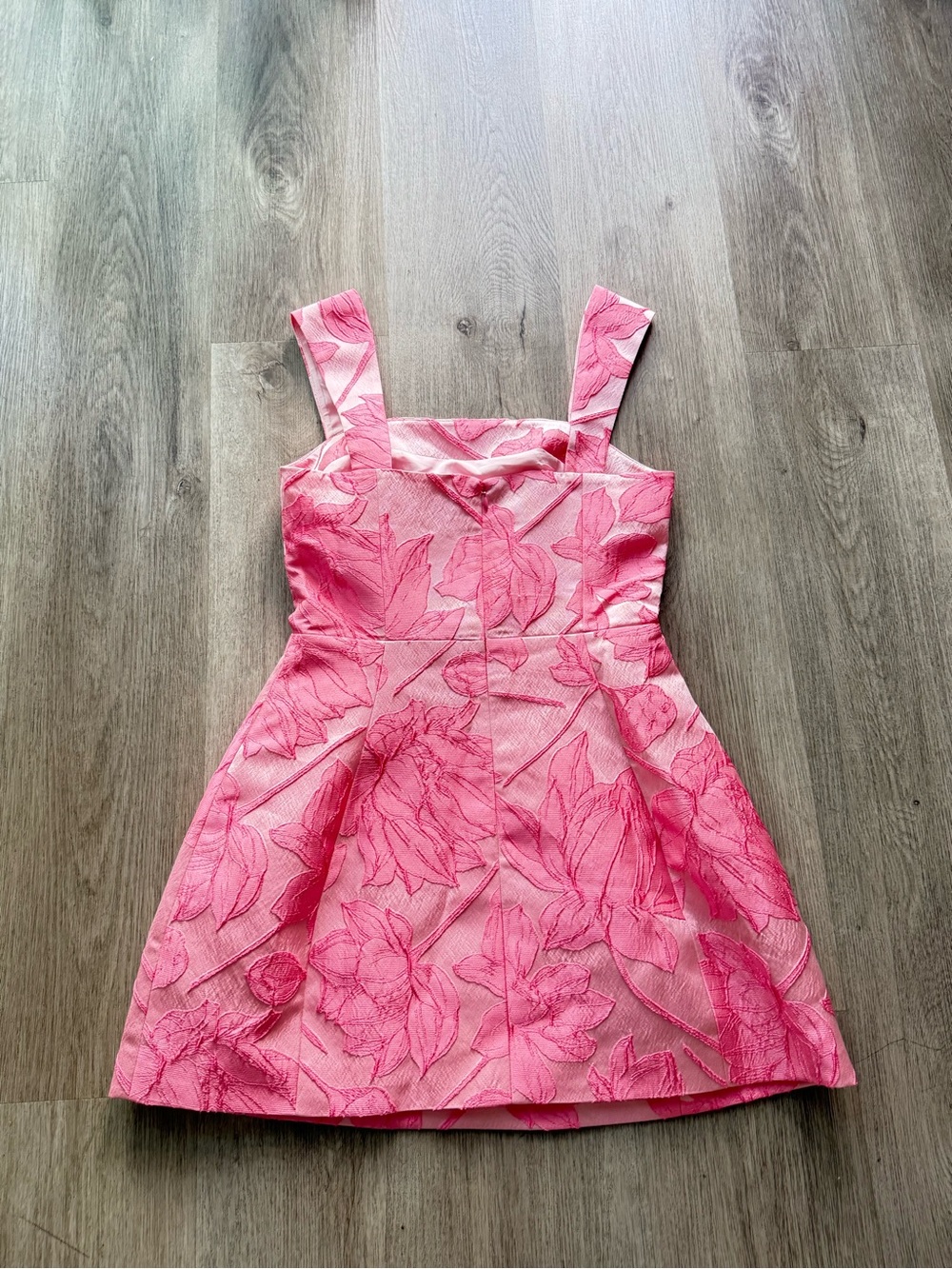 elliatt dionne pink floral tulip jacquard mini party dress size small NEW - Picture 8 of 14